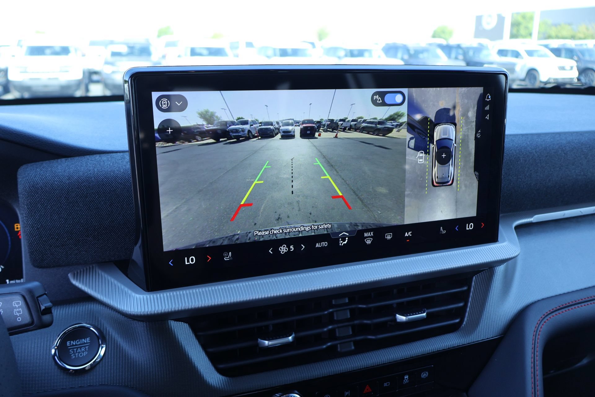 New 2026 Ford Explorer ST-Line w/ ST-Line Street Pack AWD/4WD image 6