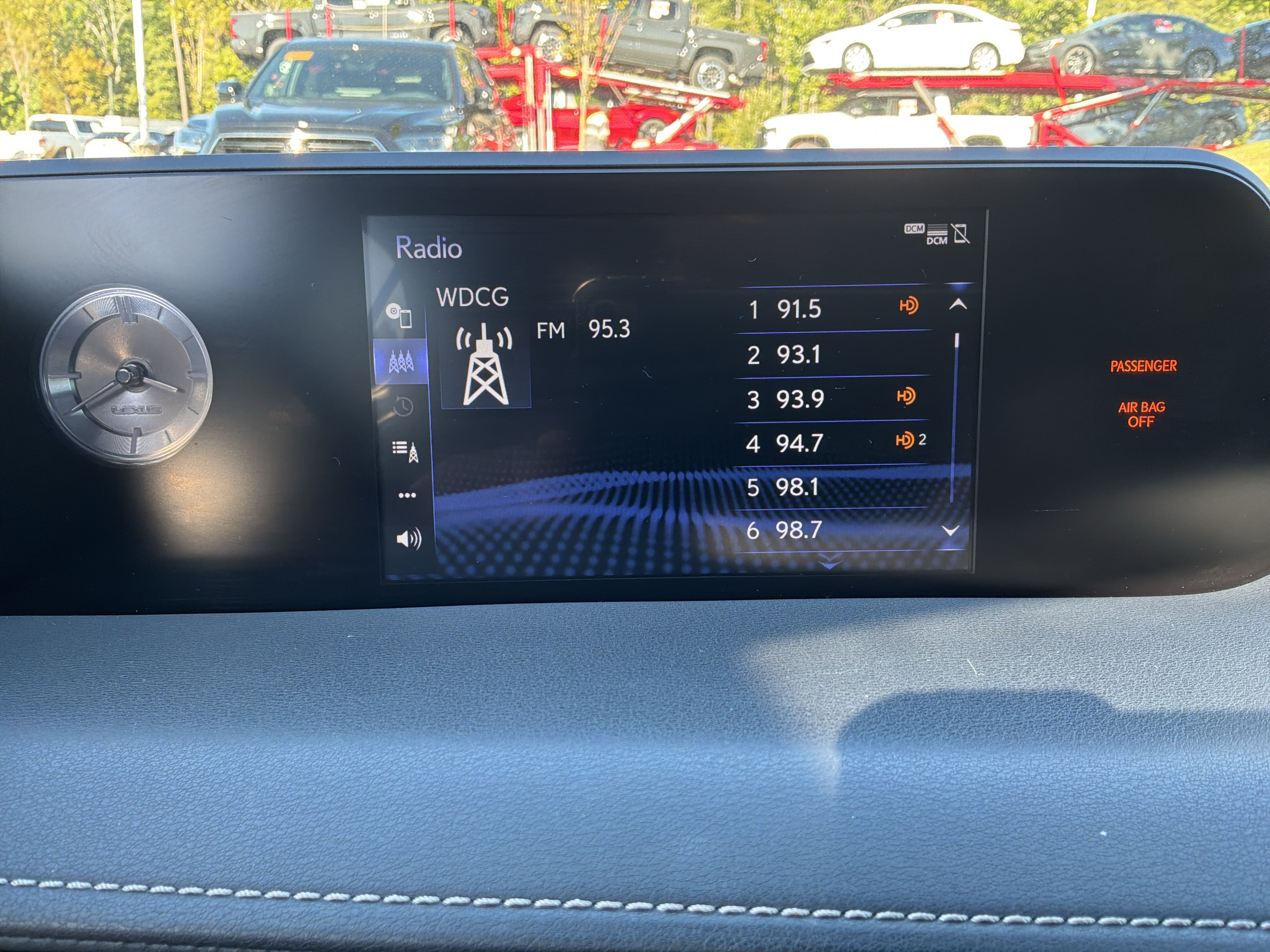 Used 2019 Lexus UX 200 w/ Accessory Package 2 FWD image 7