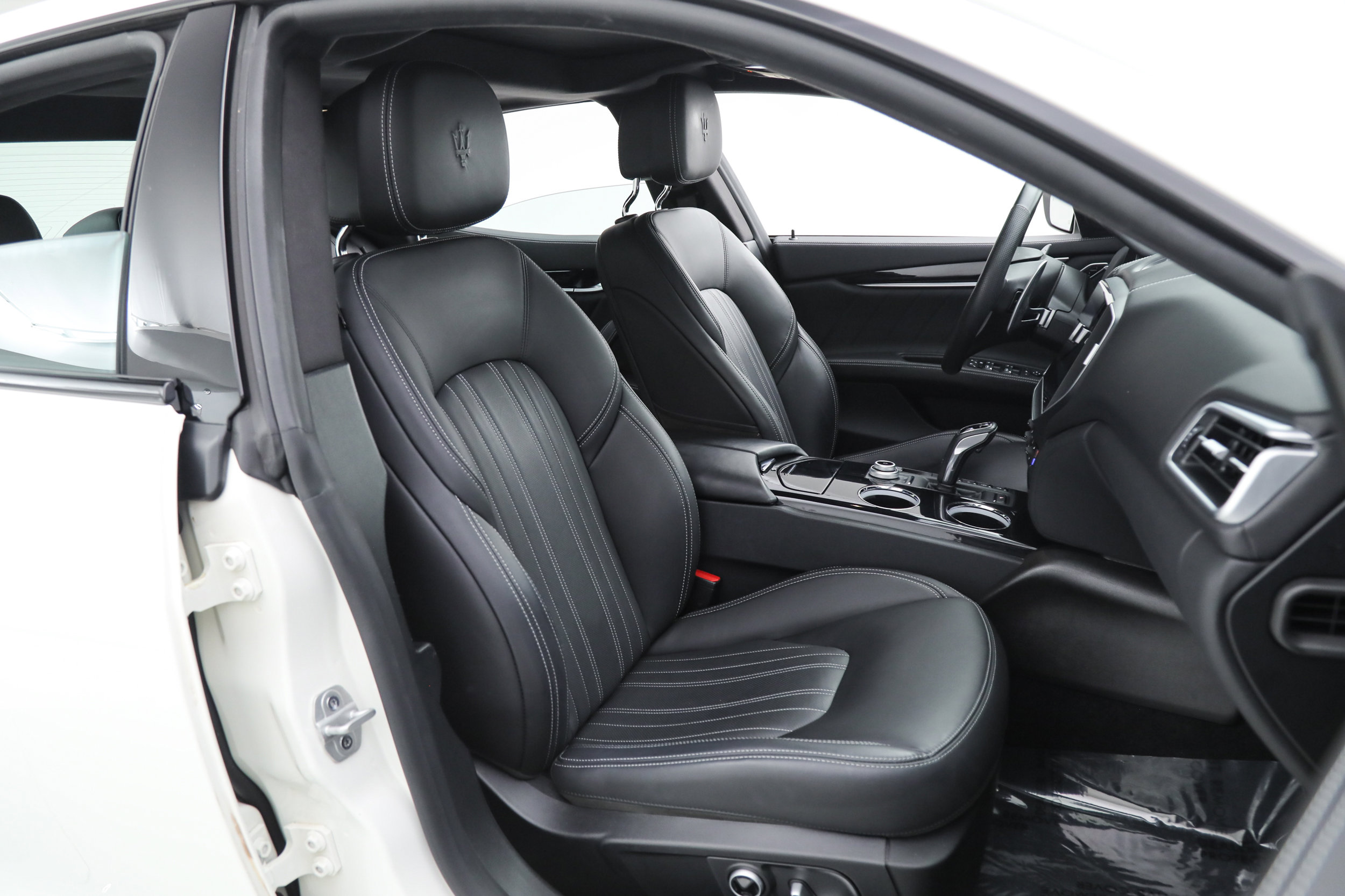 Certified 2023 Maserati Ghibli Modena image 14