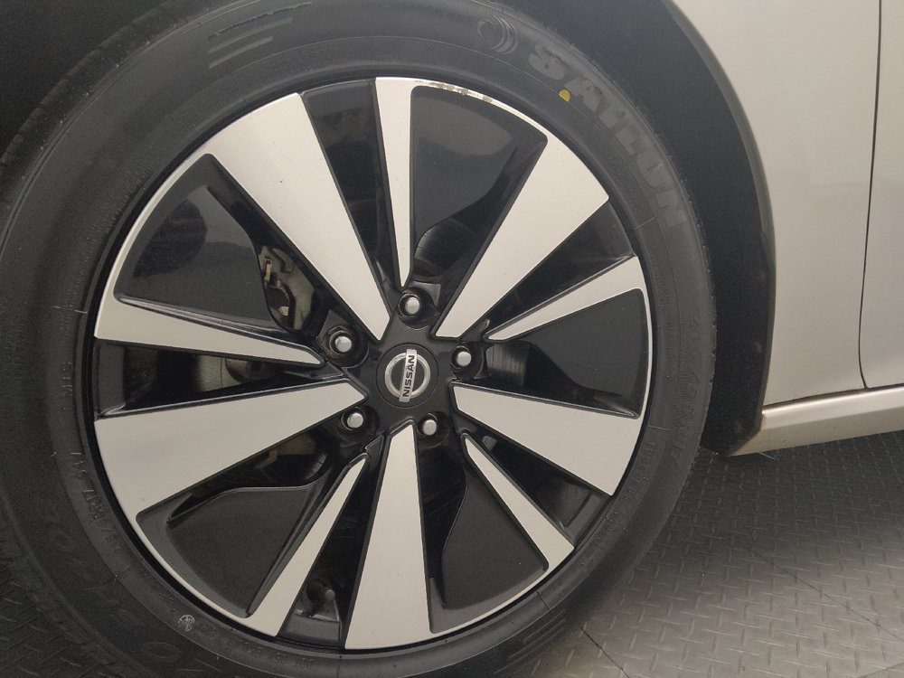 Used 2022 Nissan Altima 2.5 SV w/ SV Premium Package image 31