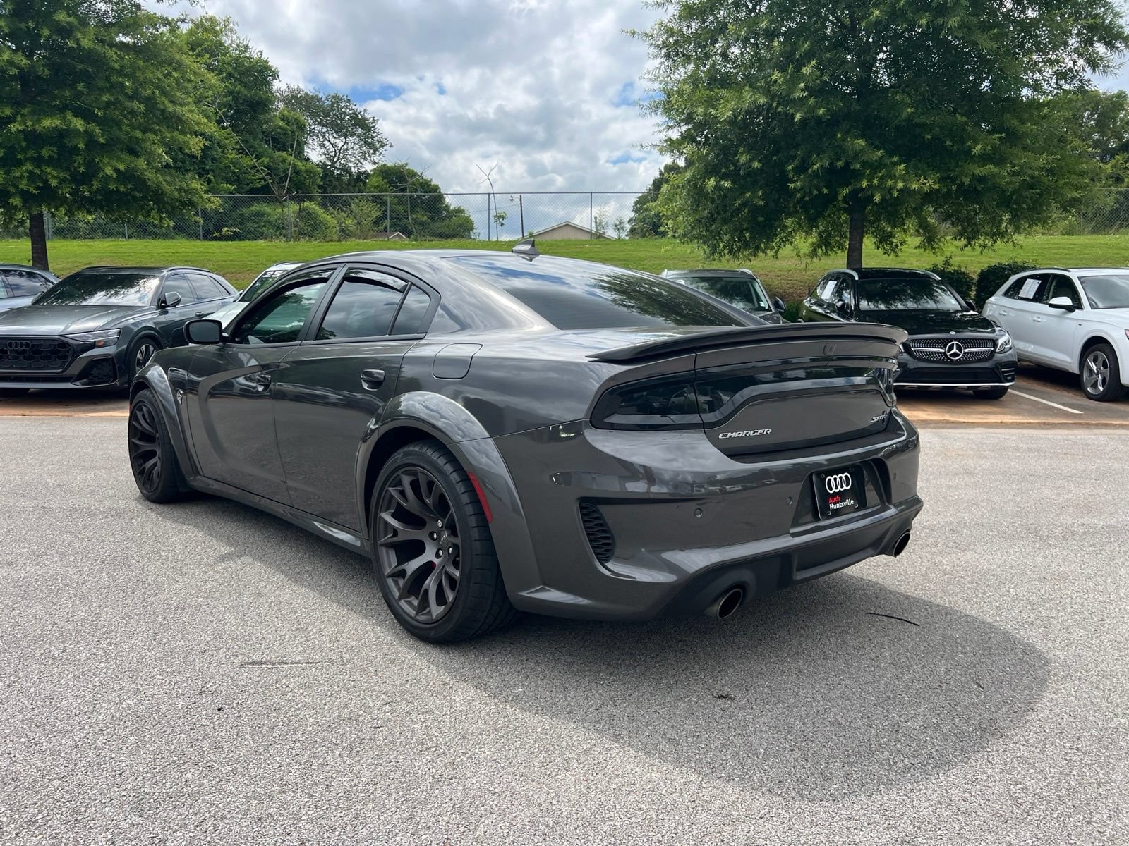 Used 2022 Dodge Charger SRT Hellcat w/ Harman/Kardon Audio Group RWD image 8