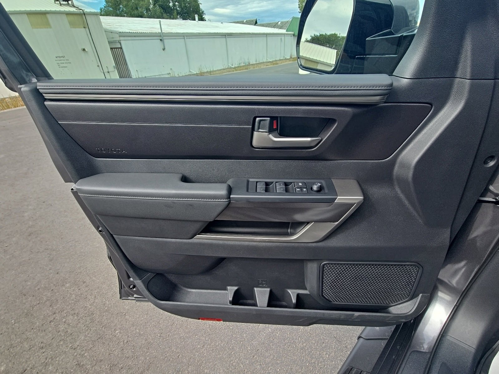 New 2026 Toyota Tundra SR5 image 32