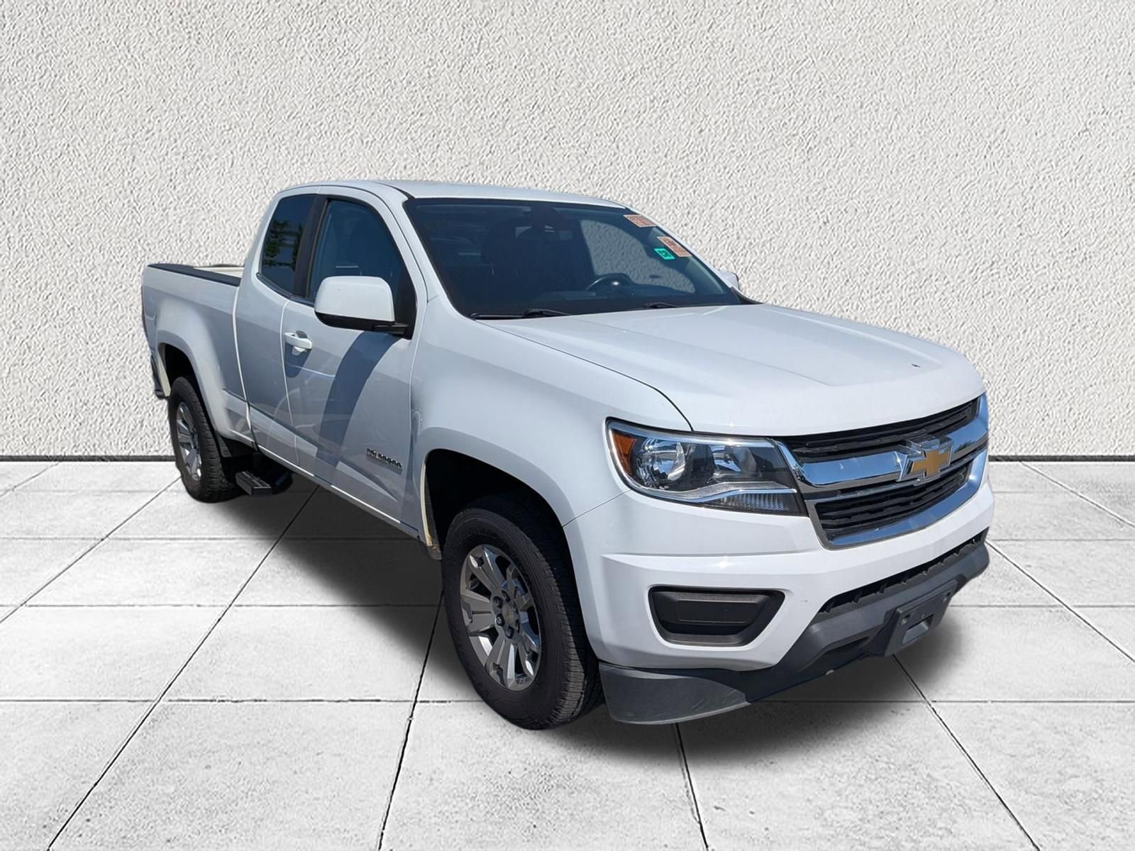 Used 2020 Chevrolet Colorado LT w/ Safety Package RWD image 1