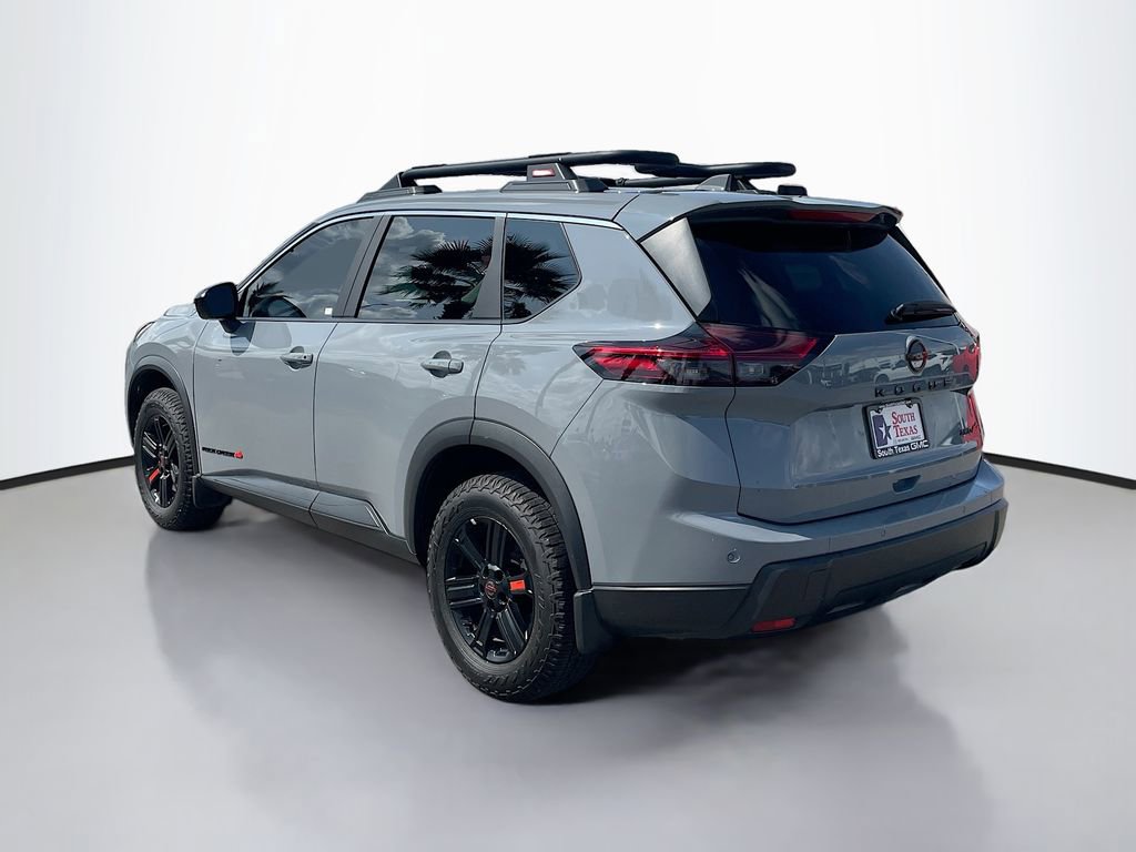 Used 2025 Nissan Rogue SV AWD/4WD image 5