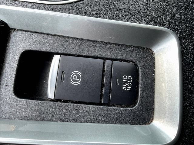 Used 2019 Nissan Altima 2.5 SL FWD image 17