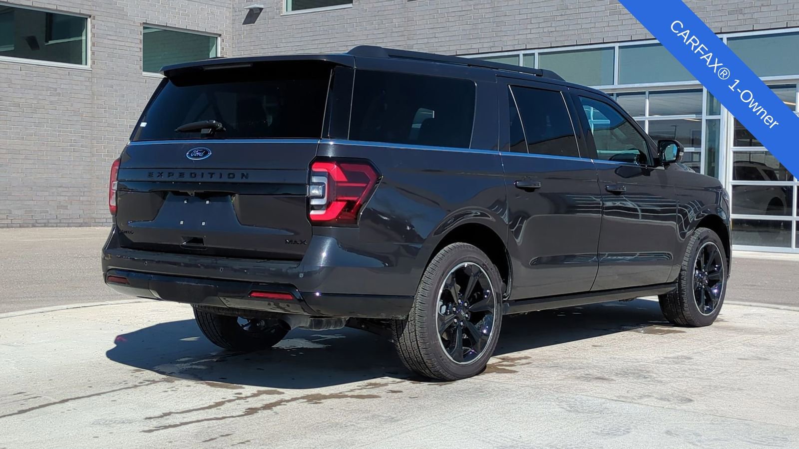 Used 2024 Ford Expedition Max Limited image 7