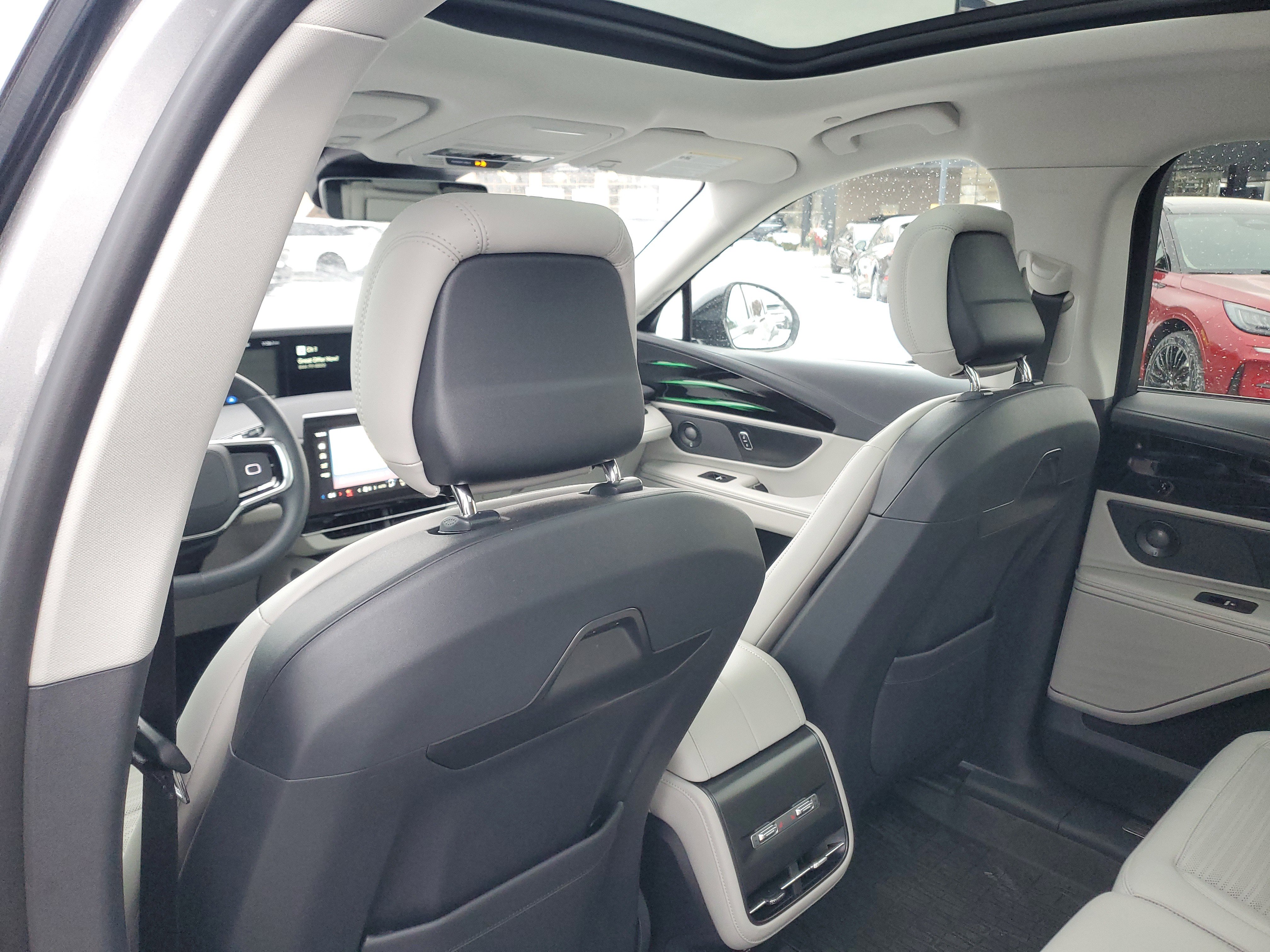 New 2026 Lincoln Nautilus Reserve w/ Jet Appearance Package image 27