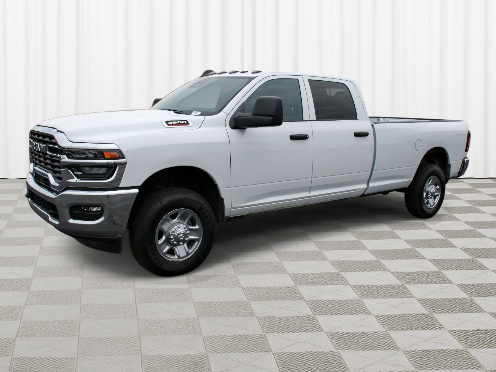 Used 2025 RAM 3500 Tradesman w/ Chrome Appearance Group image 36