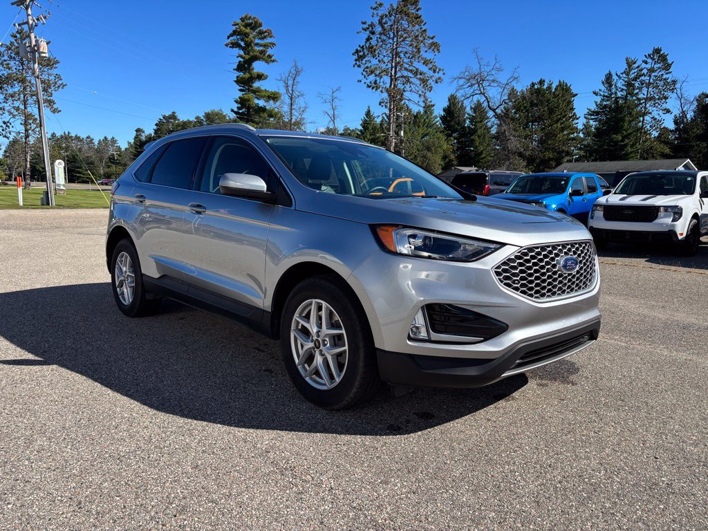 Used 2024 Ford Edge SEL w/ Convenience Package