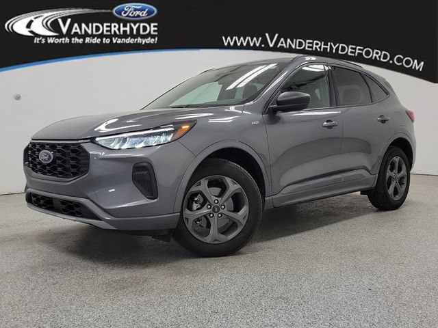 Used 2024 Ford Escape ST-Line w/ Tech Pack #1 AWD/4WD image 1