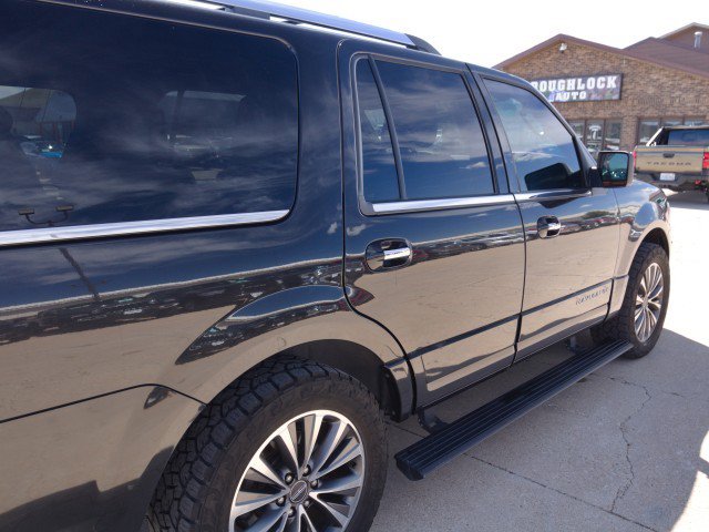 Used 2015 Lincoln Navigator 4WD image 9