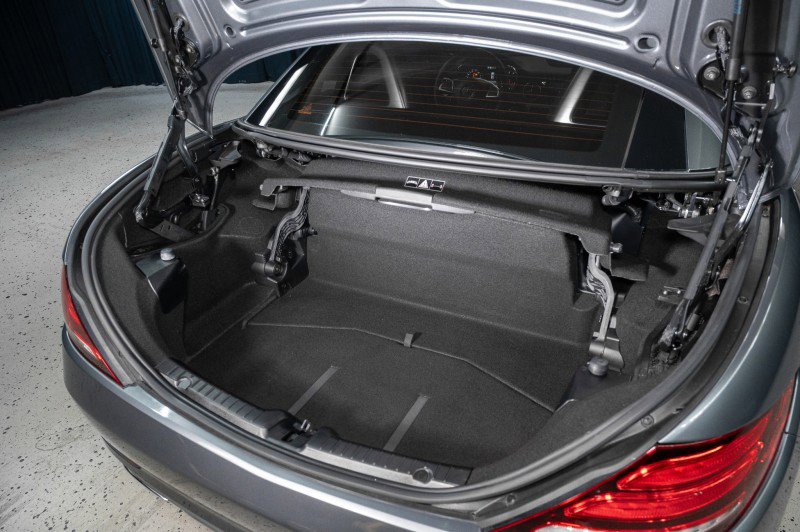 Used 2020 Mercedes-Benz SLC 300 image 10