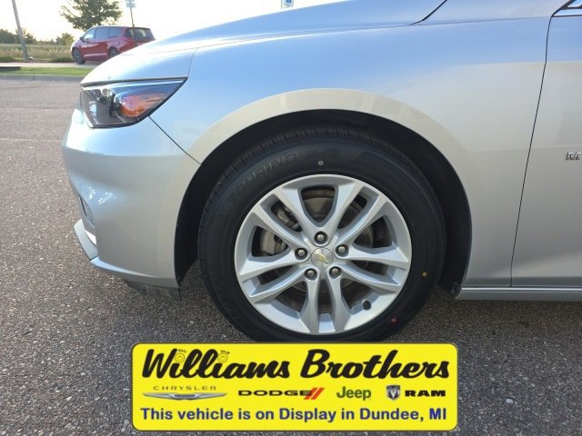 Used 2018 Chevrolet Malibu LT image 10