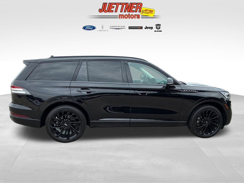 Used 2024 Lincoln Aviator Reserve w/ Jet Package AWD/4WD image 7