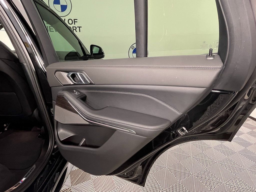 Certified 2026 BMW X5 xDrive40i w/ M Sport Package image 26