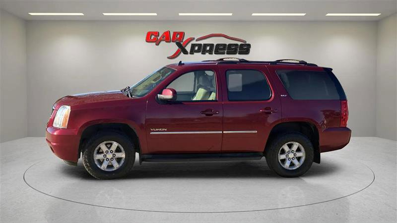 Used 2011 GMC Yukon SLT w/ SLT-2 Equipment Package image 14