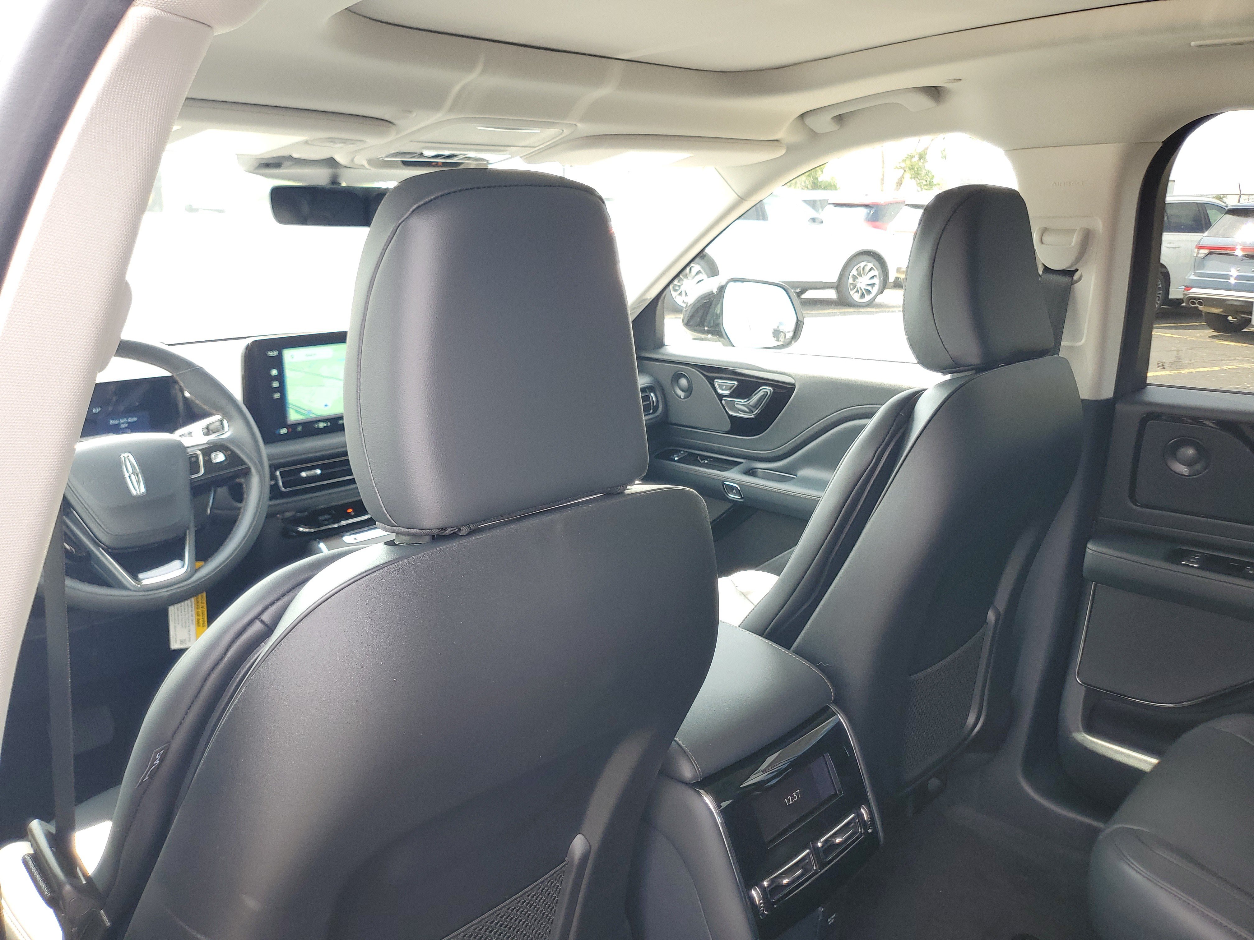 New 2027 Lincoln Aviator Reserve AWD/4WD image 23