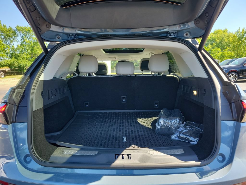 New 2026 Lincoln Nautilus Reserve AWD/4WD image 10