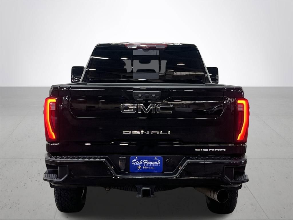 Used 2024 GMC Sierra 2500 Denali Ultimate AWD/4WD image 11