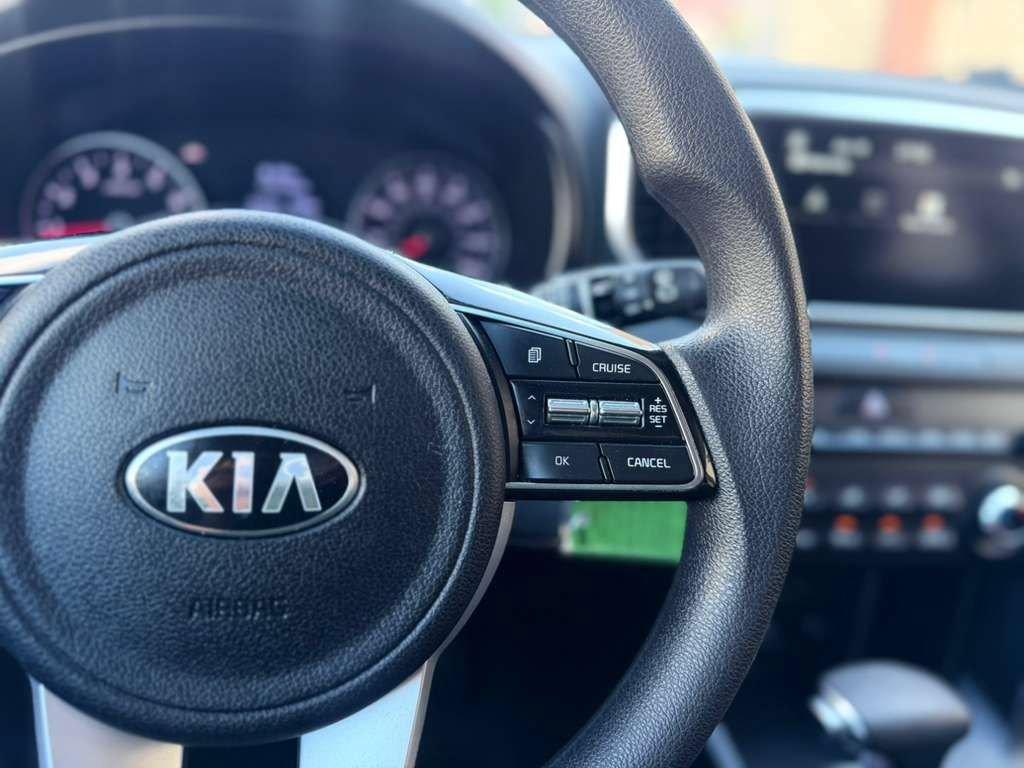 Used 2022 Kia Sportage LX AWD/4WD image 33