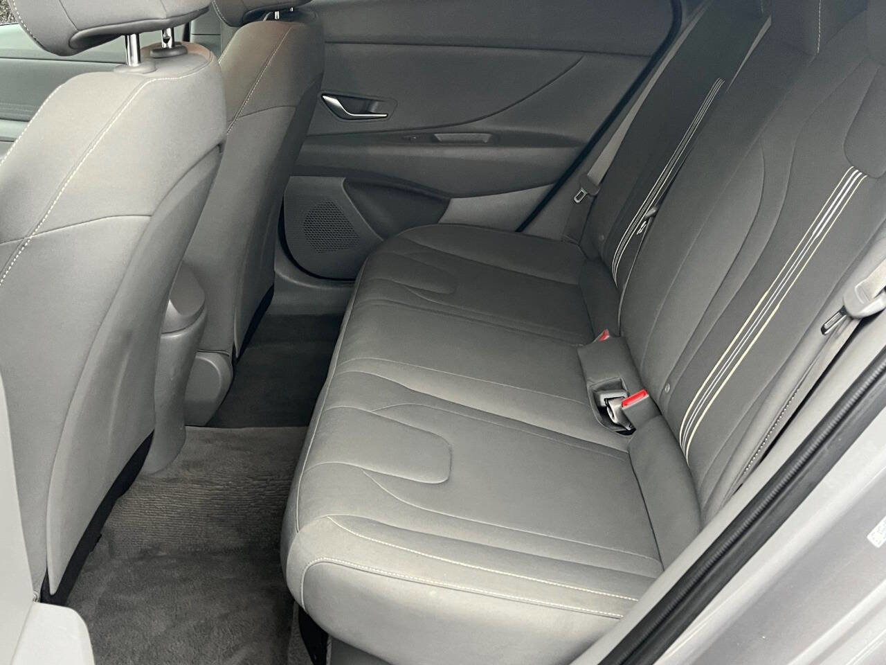 Used 2023 Hyundai Elantra Blue w/ Cargo Package image 9