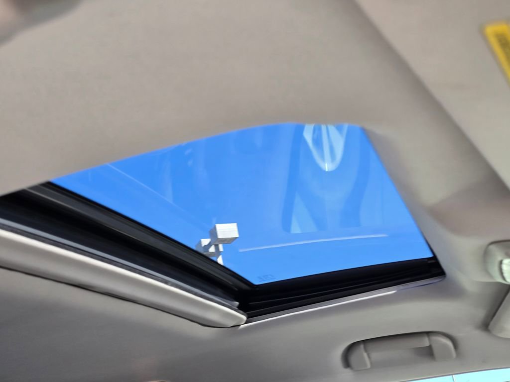 Used 2021 Nissan Armada Platinum w/ Captain's Chairs Package image 4