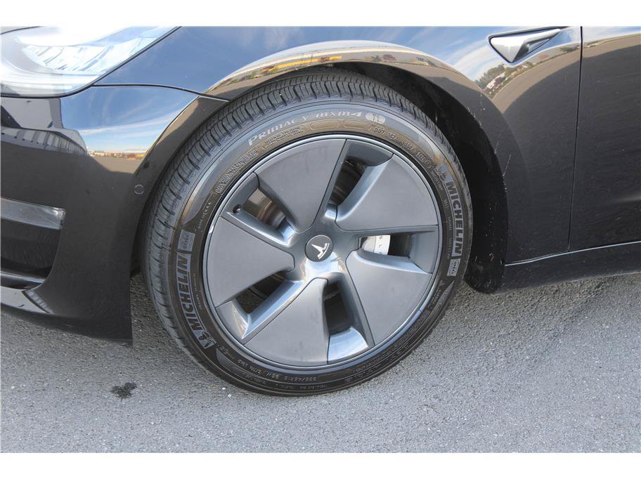 Used 2018 Tesla Model 3 Long Range AWD/4WD image 6