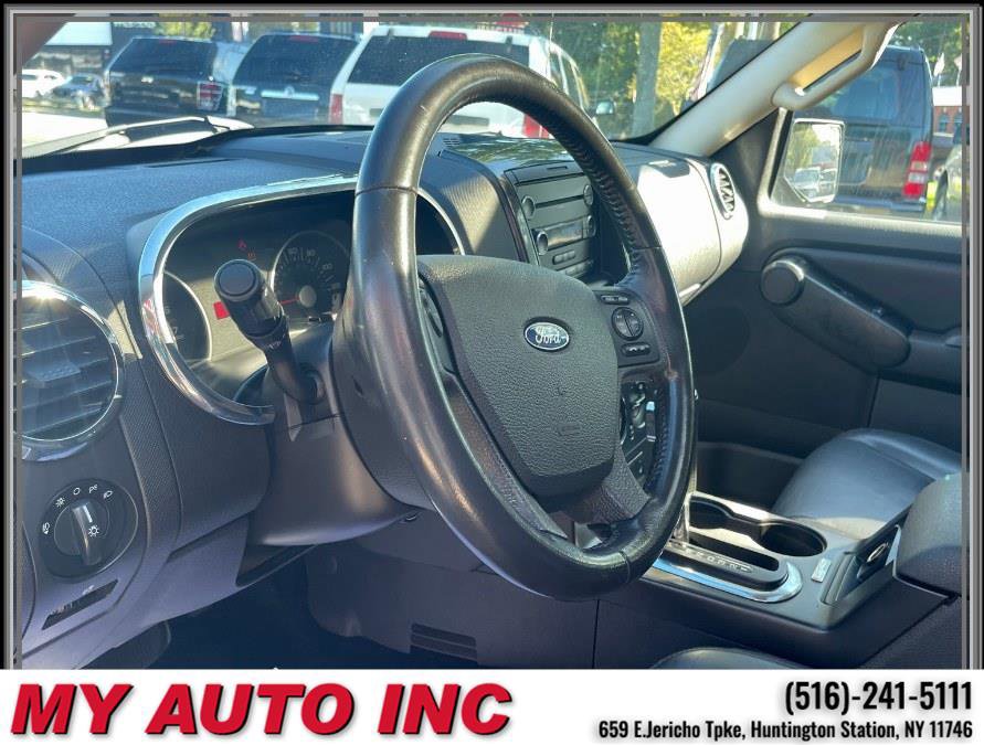 Used 2010 Ford Explorer XLT image 21