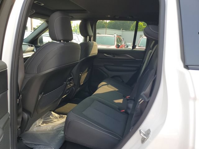 New 2026 Jeep Grand Cherokee Laredo X RWD image 14