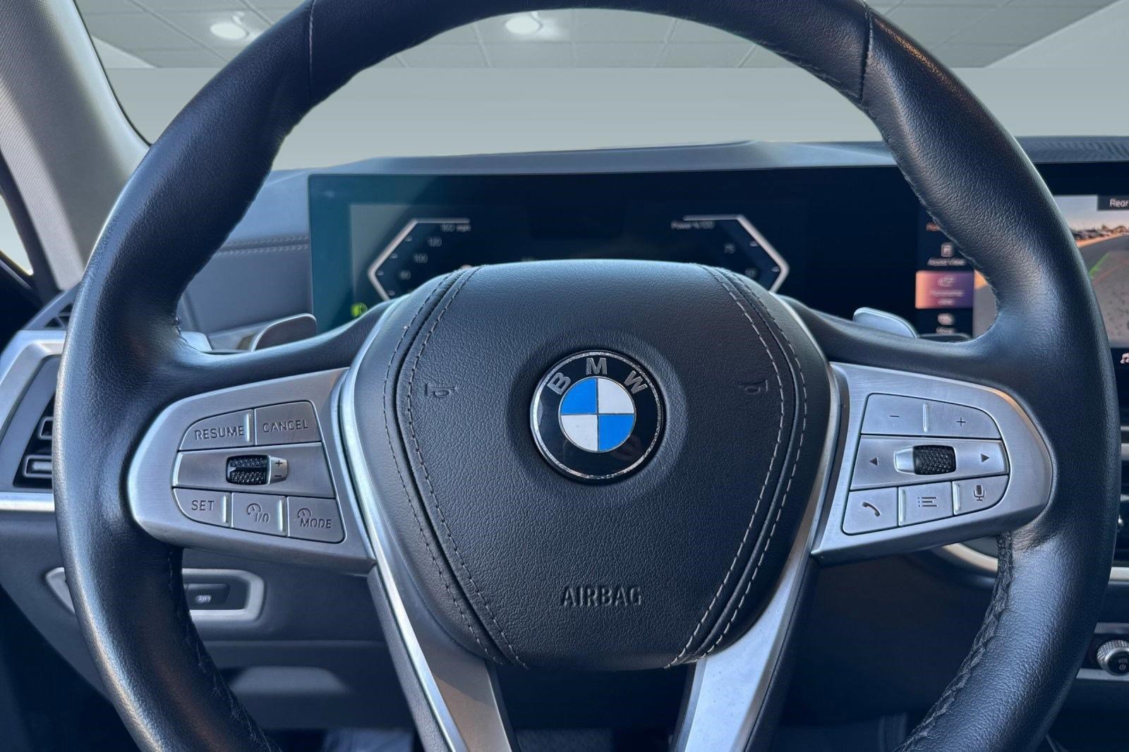 Used 2025 BMW X7 xDrive40i AWD/4WD image 16