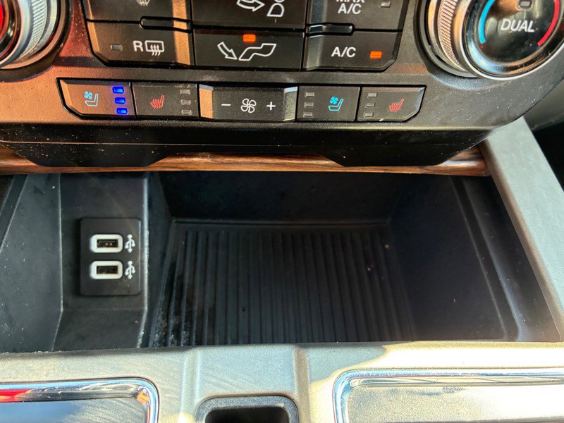 Used 2019 Ford F150 Lariat w/ Equipment Group 502A Luxury image 19