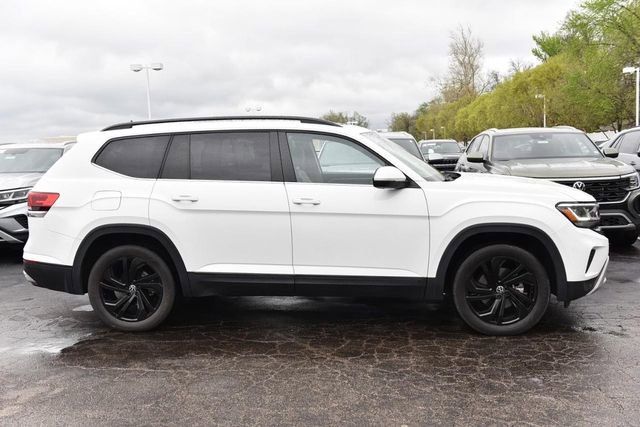 Certified 2022 Volkswagen Atlas SE w/ Panoramic Sunroof Package image 5