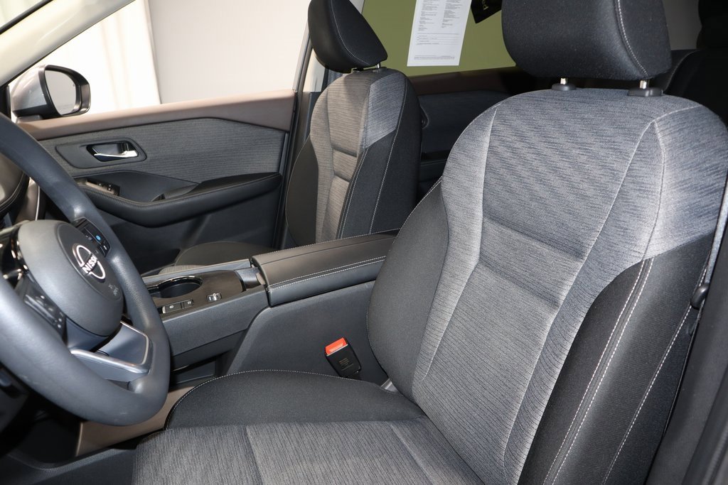 Certified 2023 Nissan Rogue SV image 29