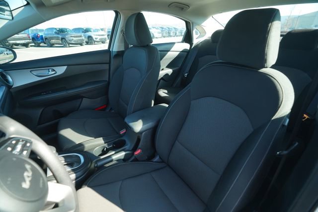 Used 2024 Kia Forte LX image 35