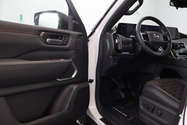 New 2026 Nissan Armada Platinum AWD/4WD image 9