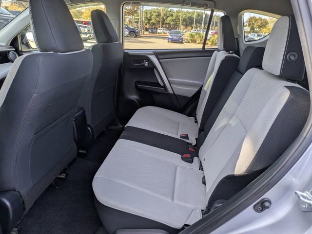 Used 2018 Toyota RAV4 XLE image 27