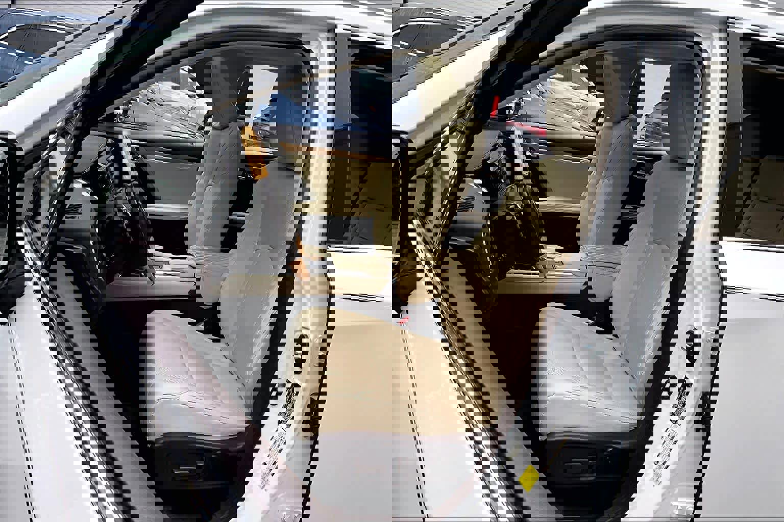 Used 2020 Lexus RX 350L image 8