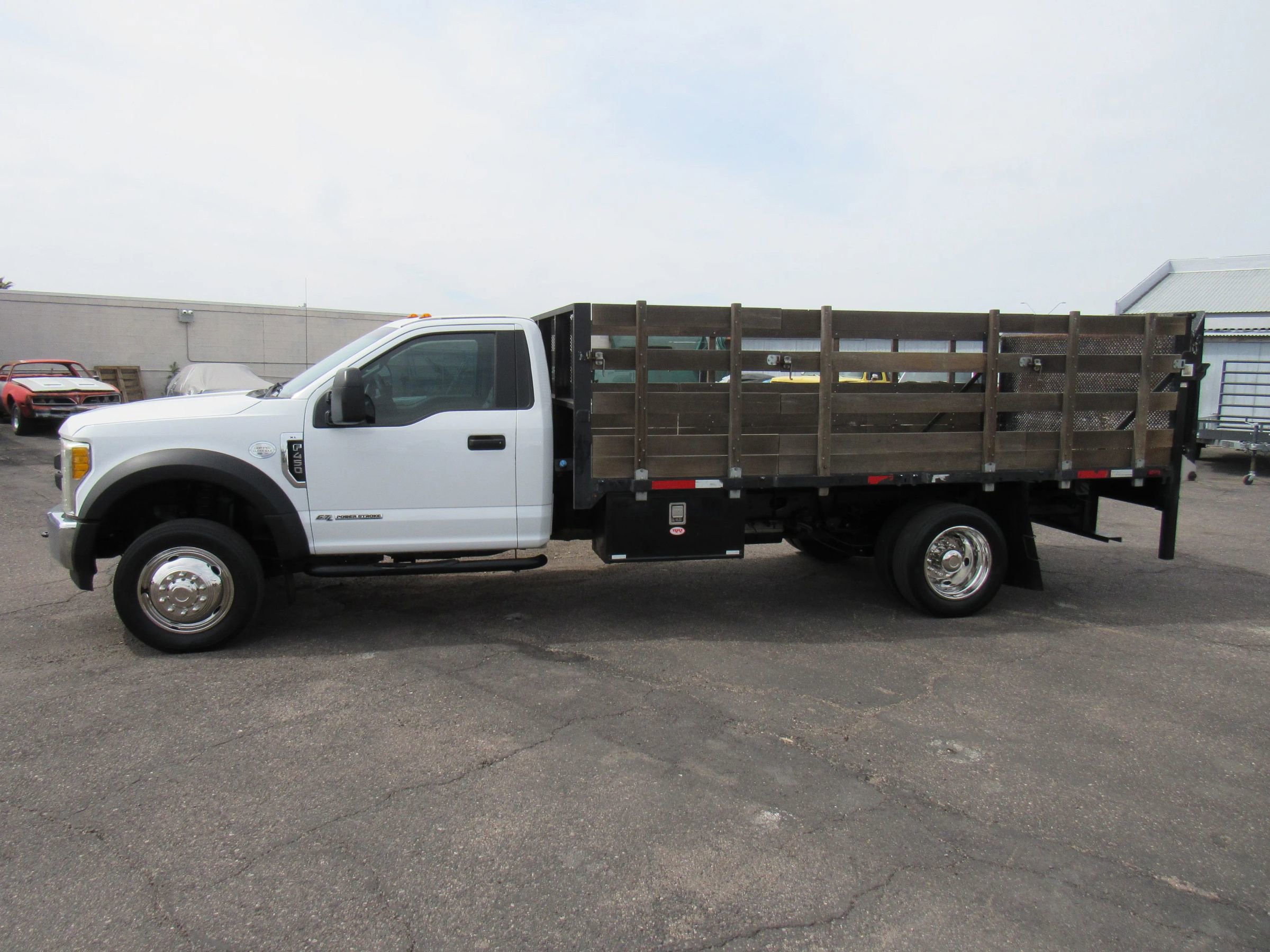 Used 2017 Ford F450 XL RWD image 2