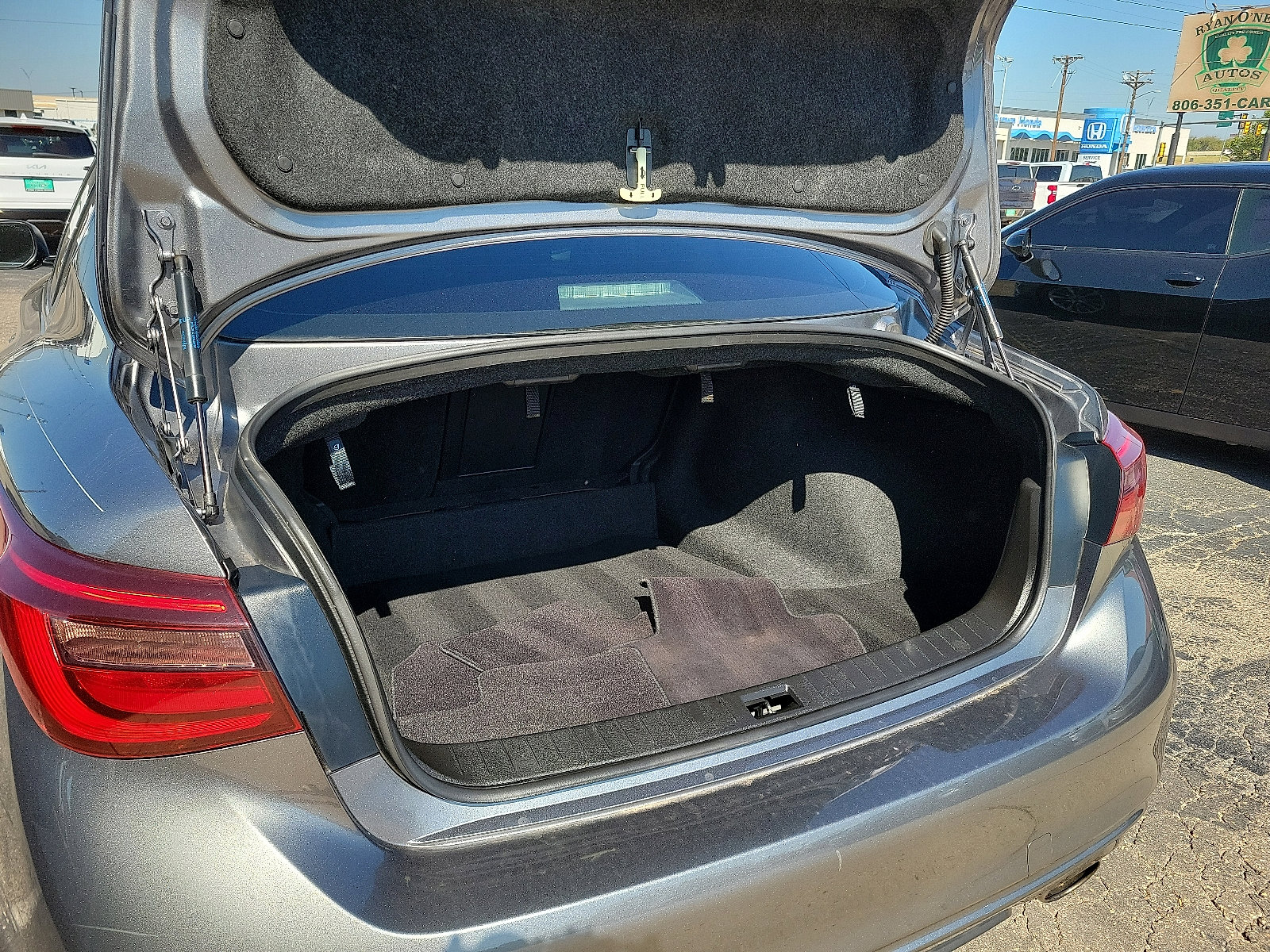 Used 2019 INFINITI Q50 Luxe w/ Essential Package (3.0T Luxe) image 10