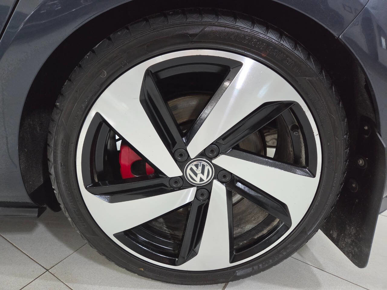 Used 2020 Volkswagen GTI S image 10