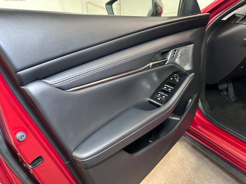 Used 2021 MAZDA MAZDA3 2.5 Turbo Sedan w/Premium Plus image 20