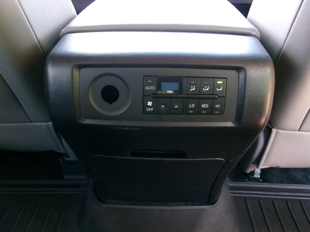 Used 2013 Toyota Sequoia Limited RWD image 25