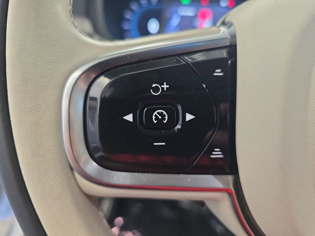Used 2023 Volvo S90 B6 Ultimate w/ Protection Package Premier image 18