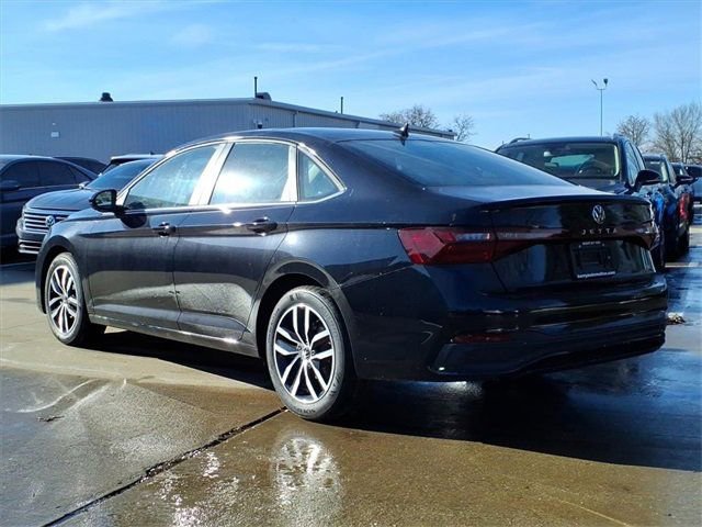 New 2026 Volkswagen Jetta SE image 5