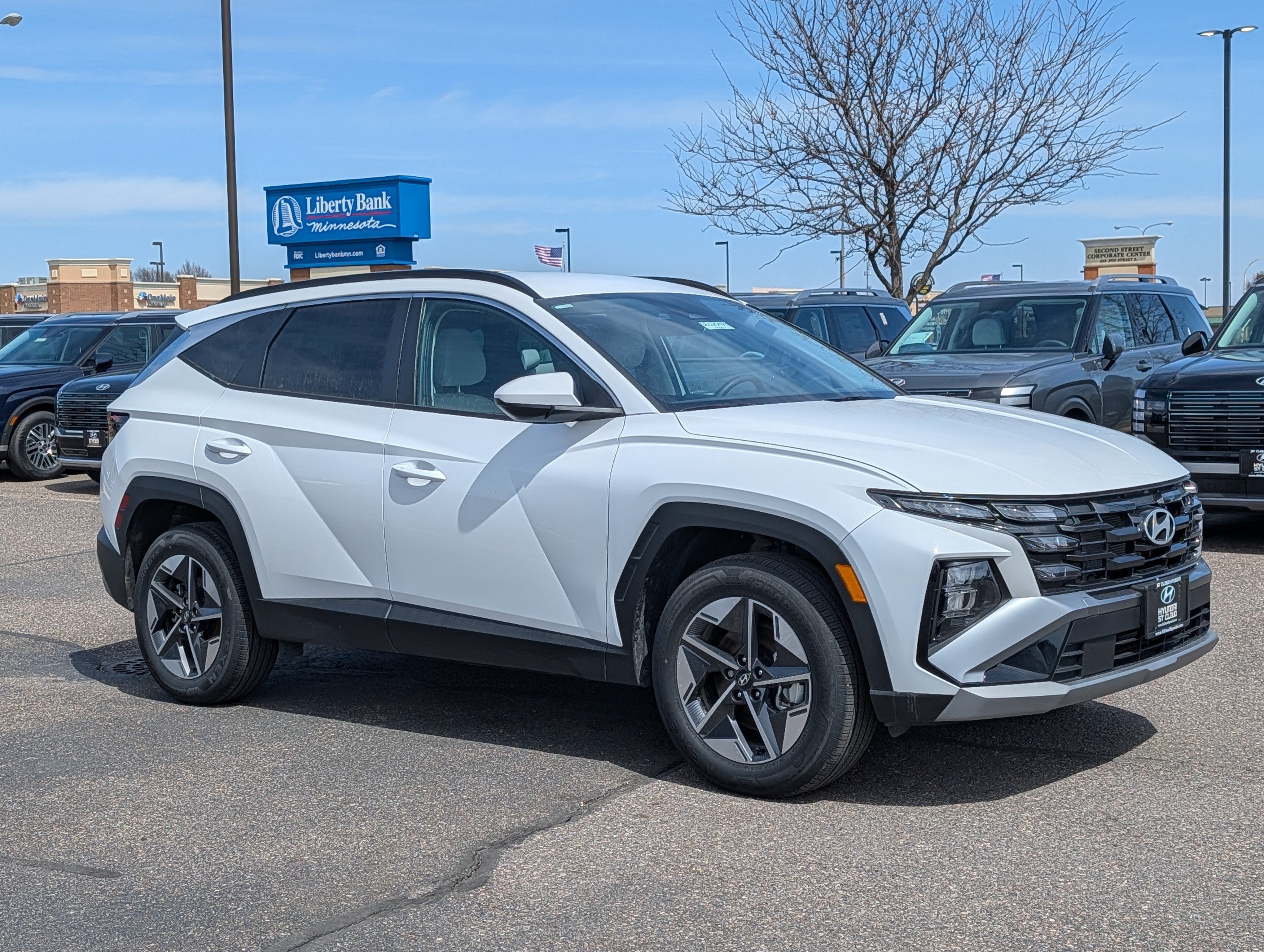 Used 2025 Hyundai Tucson SEL AWD/4WD image 7