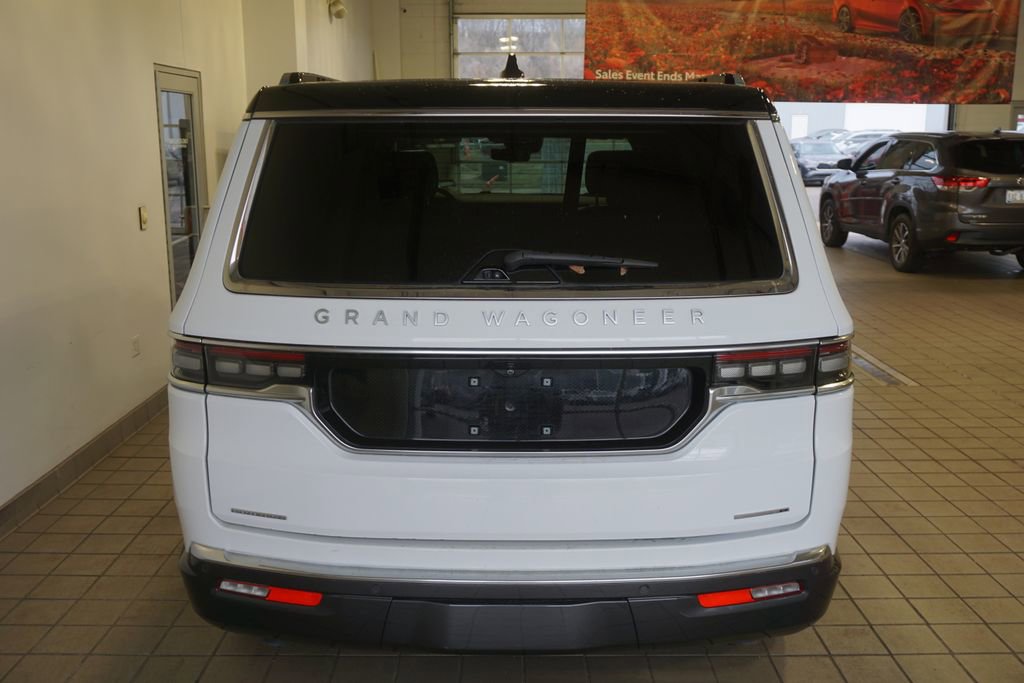Used 2022 Jeep Grand Wagoneer Series II w/ Convenience Group III image 16
