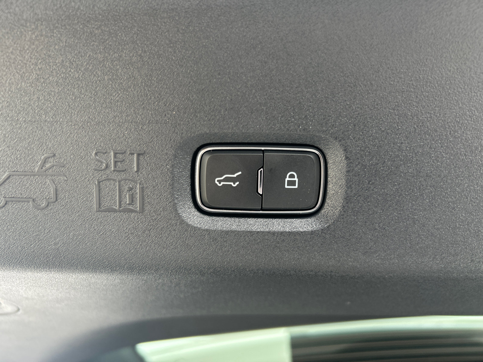 New 2027 Lincoln Navigator Reserve AWD/4WD image 11