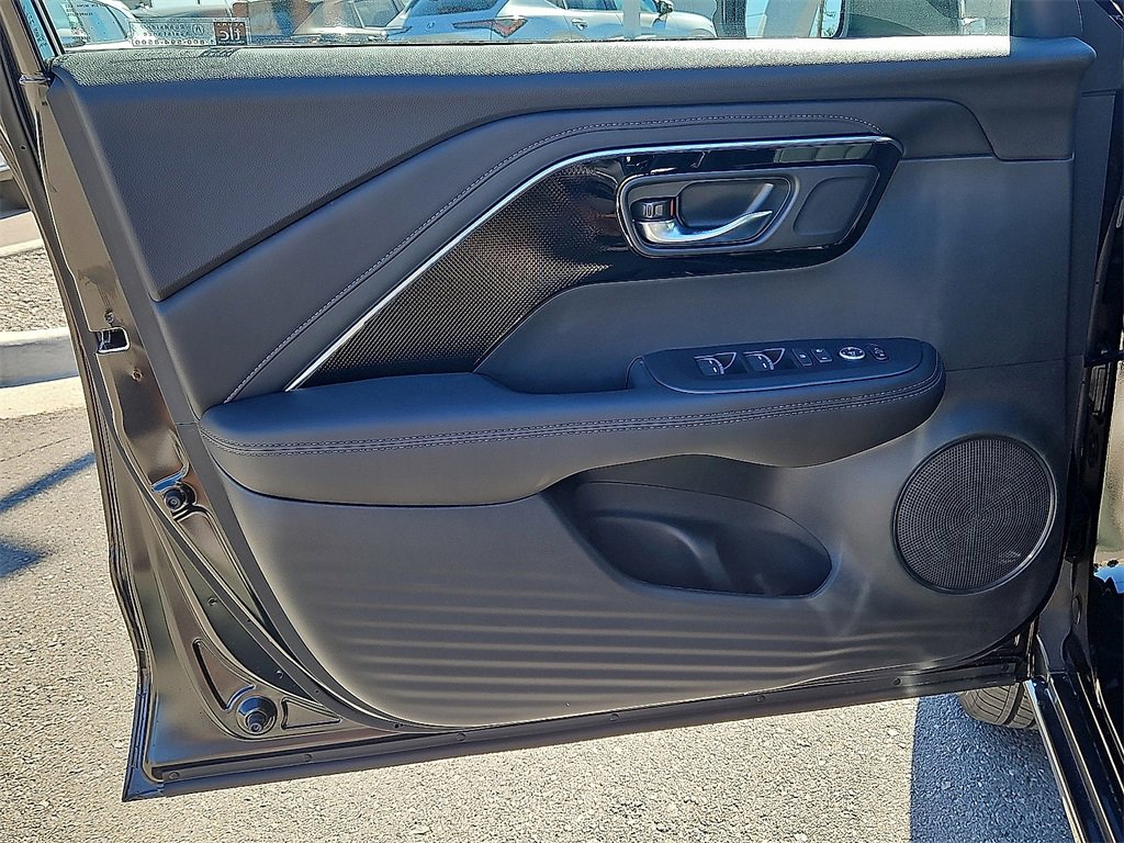 New 2025 Acura ADX Base image 17