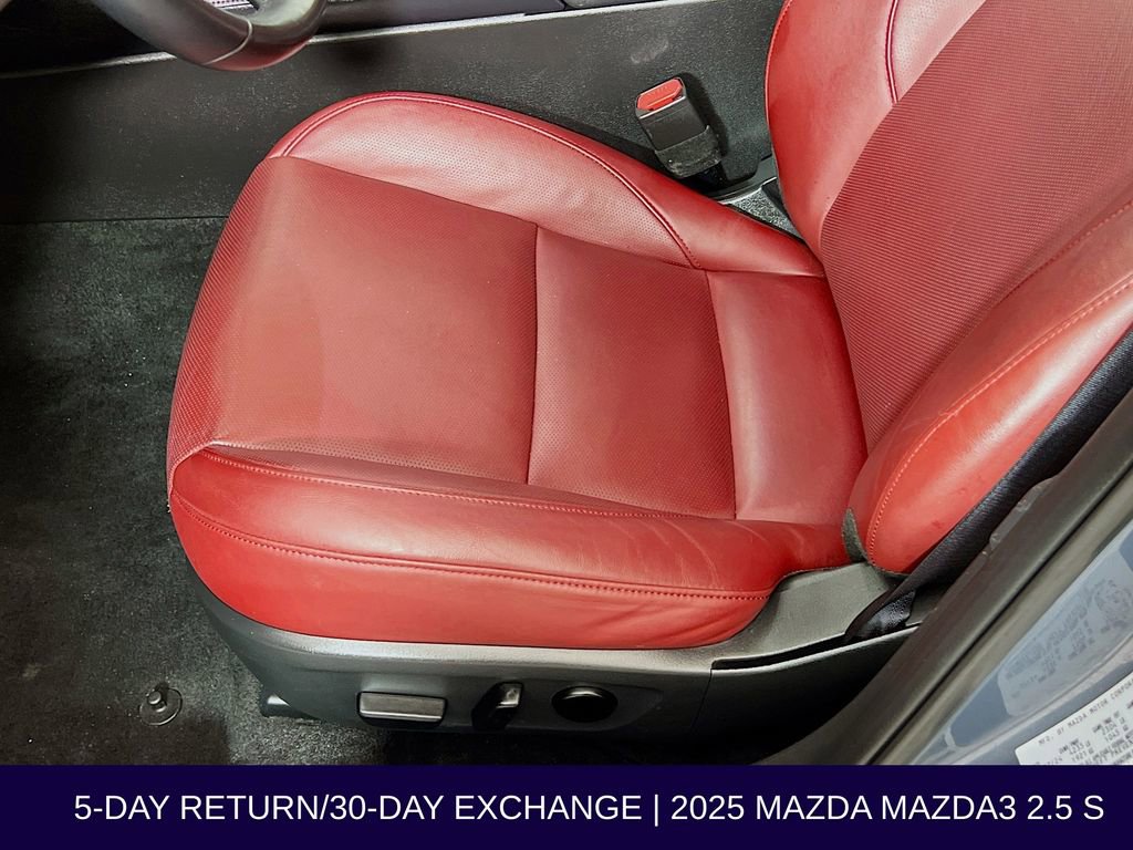 Used 2025 MAZDA MAZDA3 s AWD/4WD image 25