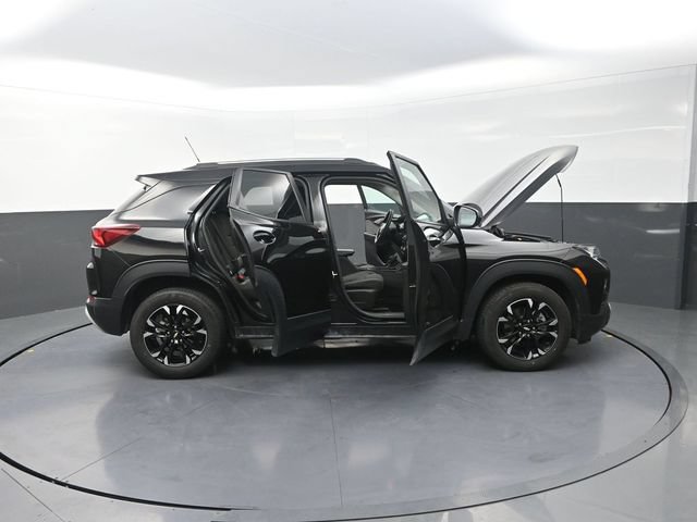 Used 2023 Chevrolet TrailBlazer LT FWD image 45